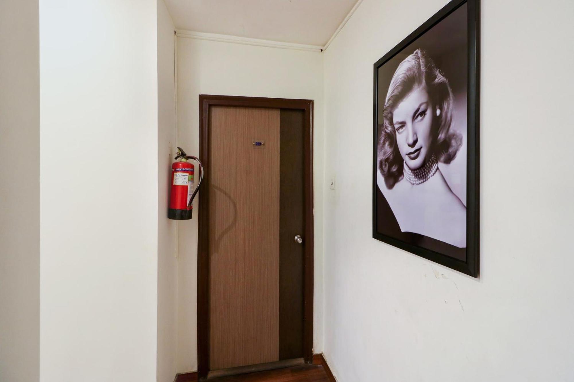 Oyo Flagship 1805 Hotel Star Delight Panchuria 외부 사진