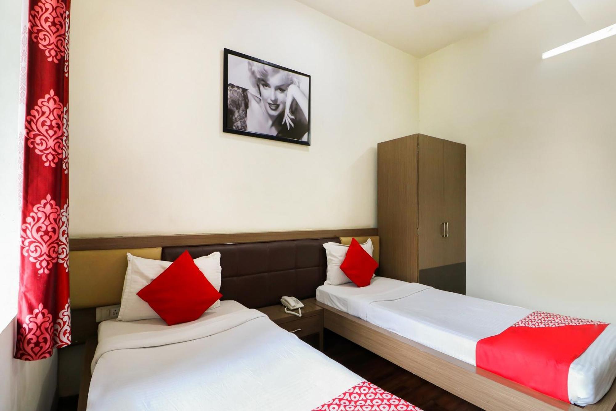 Oyo Flagship 1805 Hotel Star Delight Panchuria 외부 사진