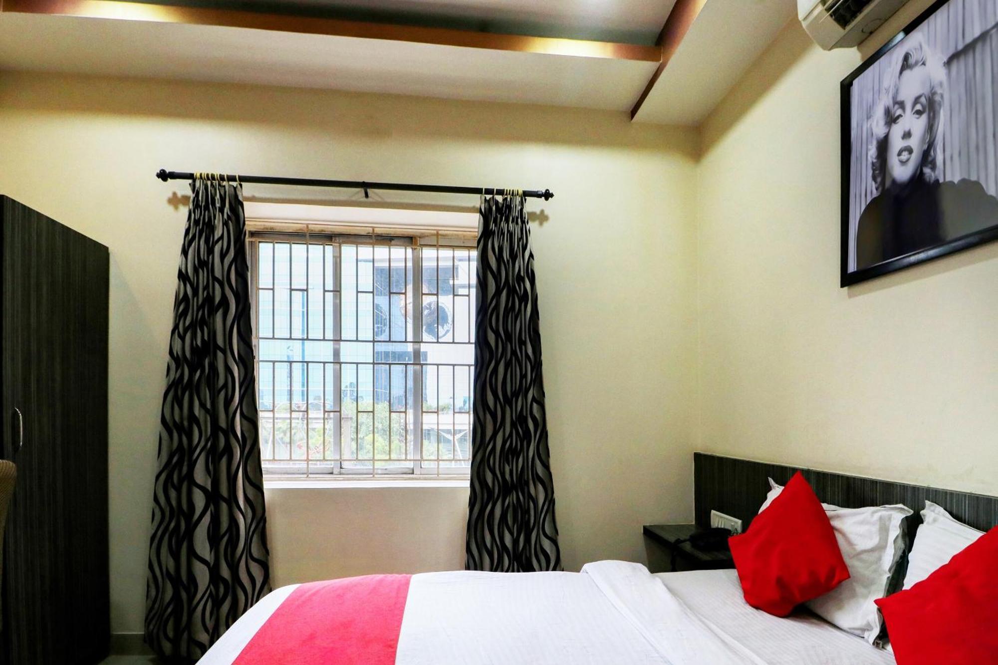 Oyo Flagship 1805 Hotel Star Delight Panchuria 외부 사진